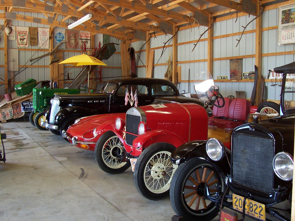 The Shed - Scandia - Antique cars